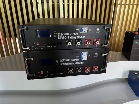 24V Pack Spannung Ausgang Lithium-Eisen-Phosphat-Batterie und Langlebigkeit für die Energiespeicherung zu Hause